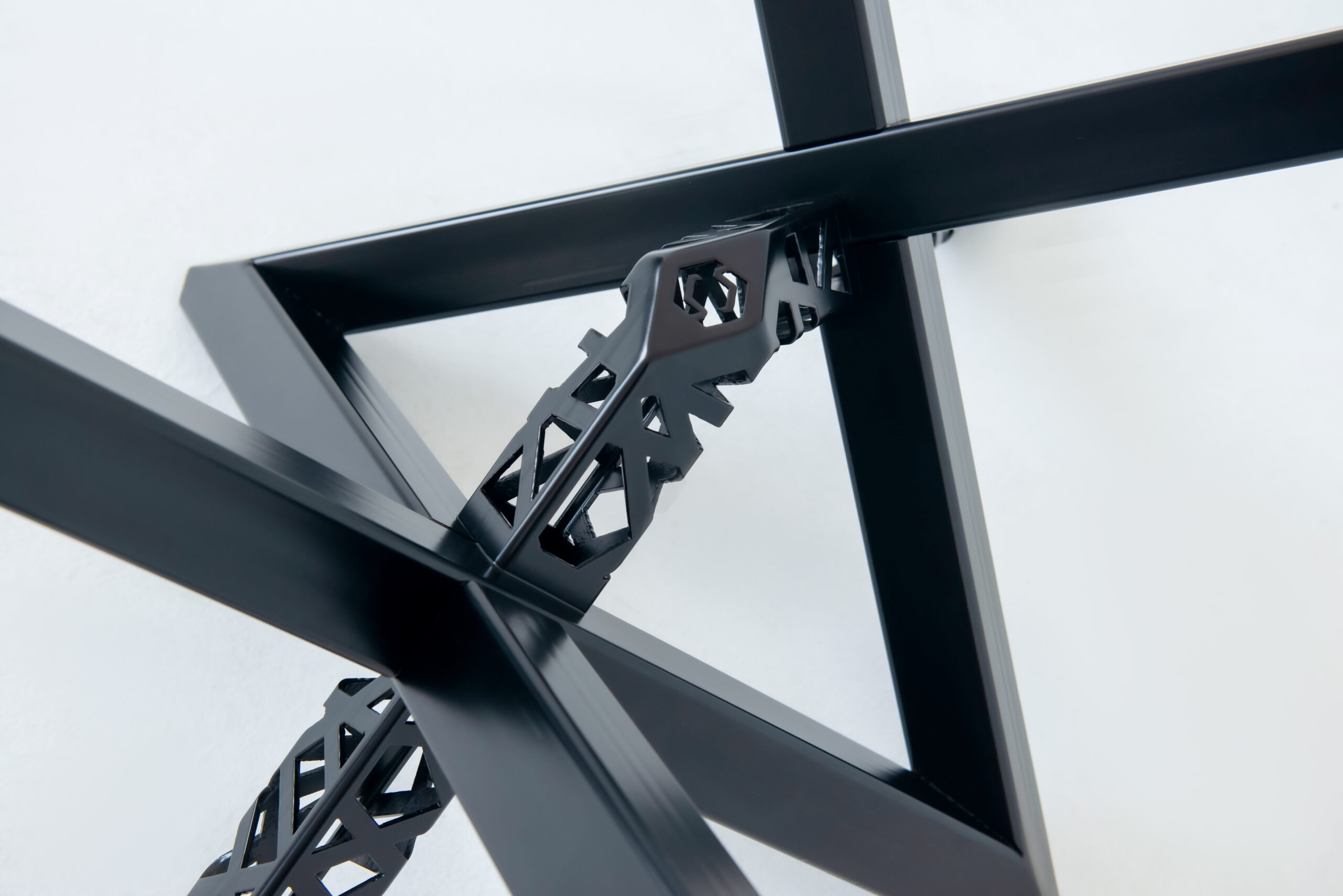 MAESTY EGYPT kovová noha, čierna matná