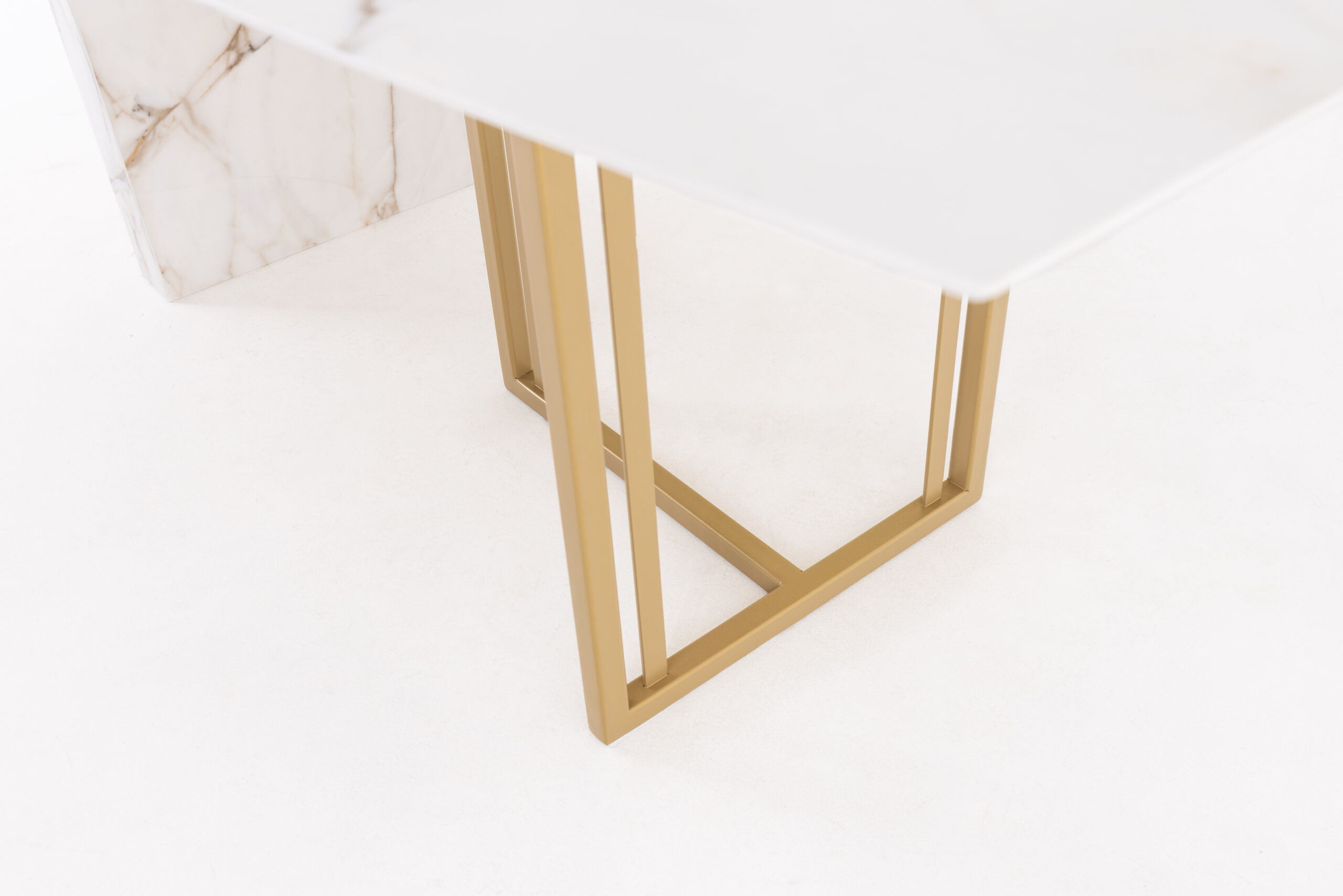 ELEGANO jedálenský stôl – Obrázok 6